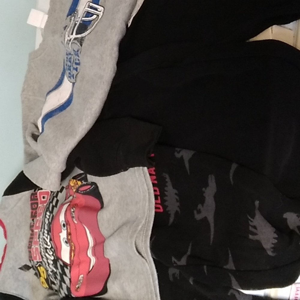 2 sweatshirts (one hooded) and 2 sweatpants size 4/5